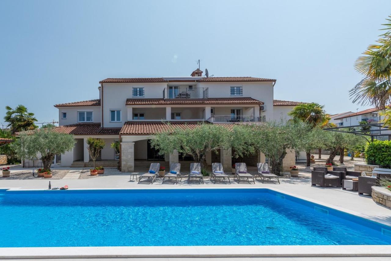 Hope - With Shared Pool Porec